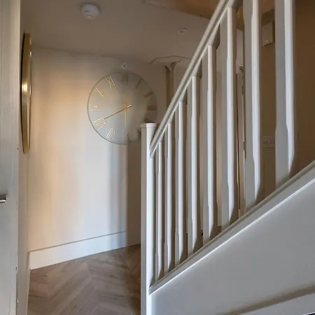 Leeds Majestic - Rose Platinum Apartment *